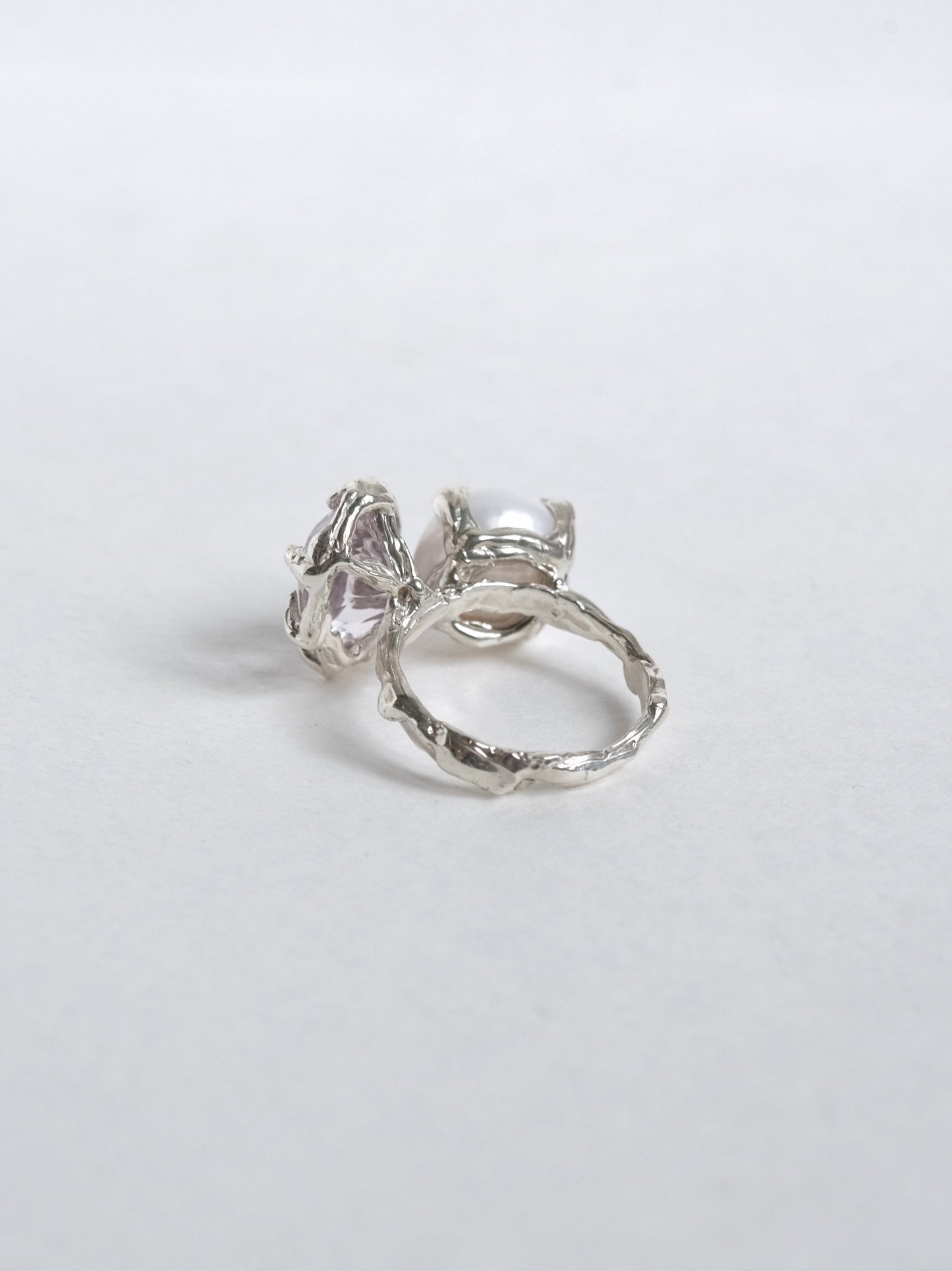 Ring with "Amethyst and pearls"