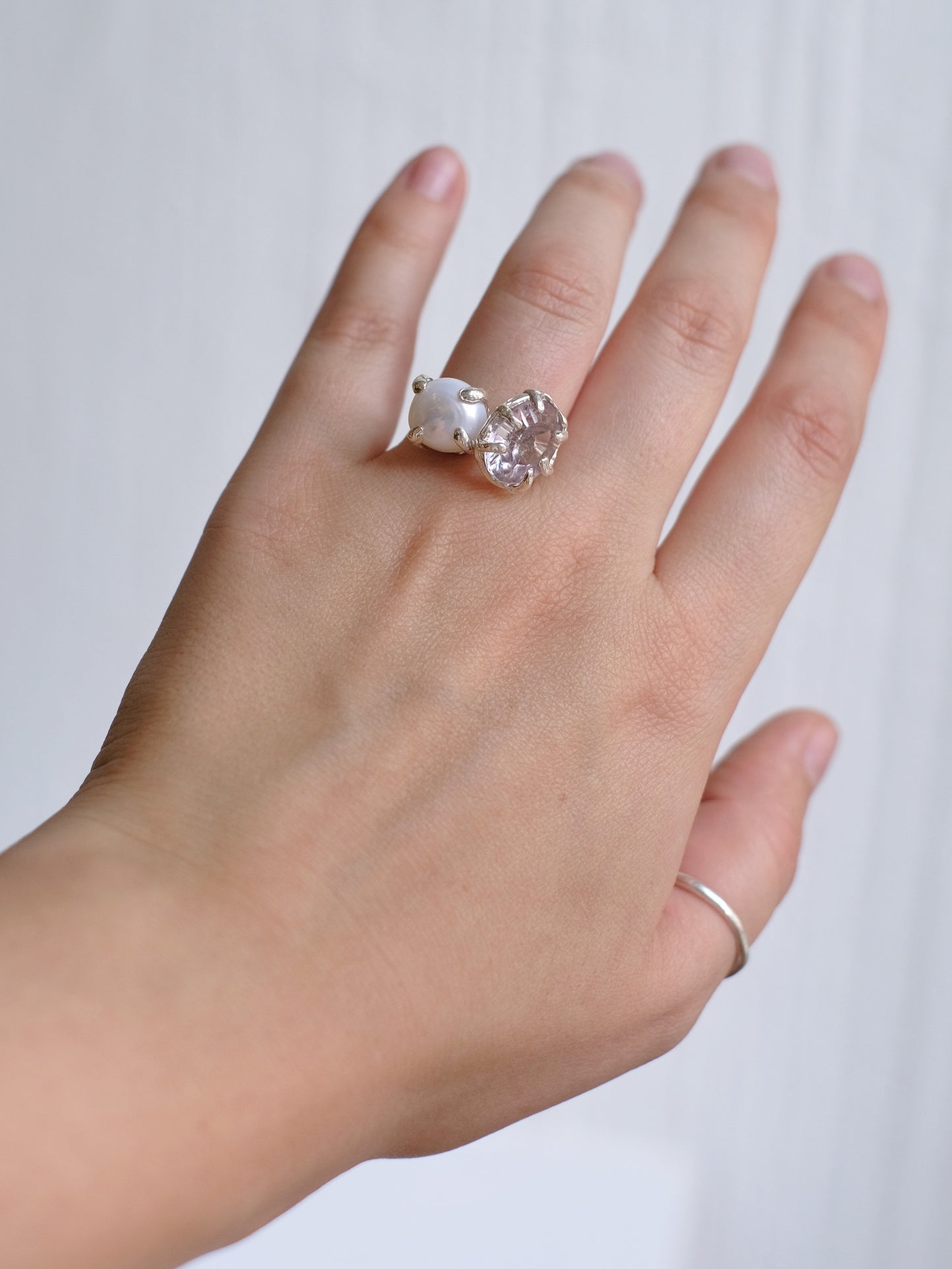 Ring with "Amethyst and pearls"