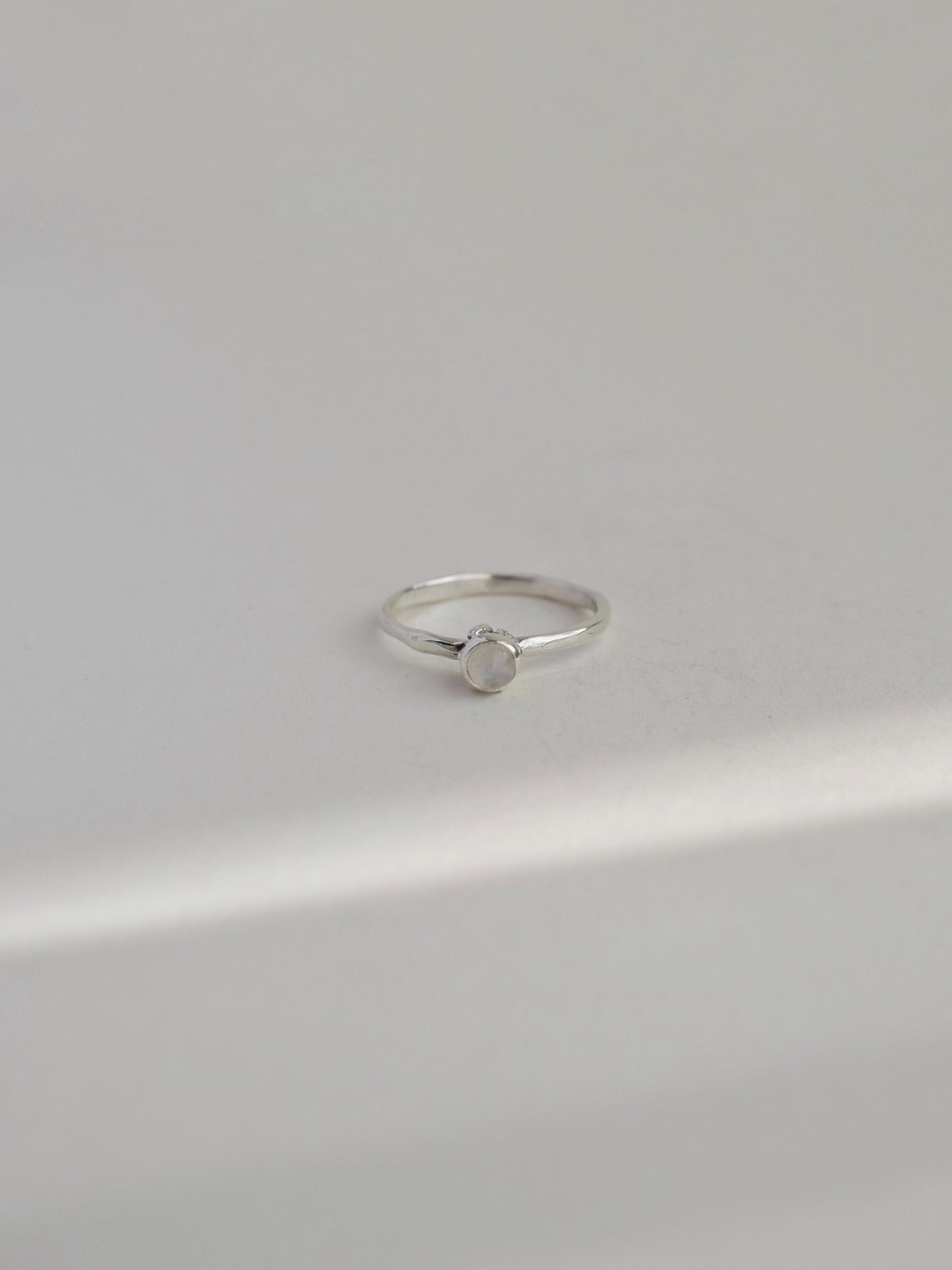 Ring "It's white"