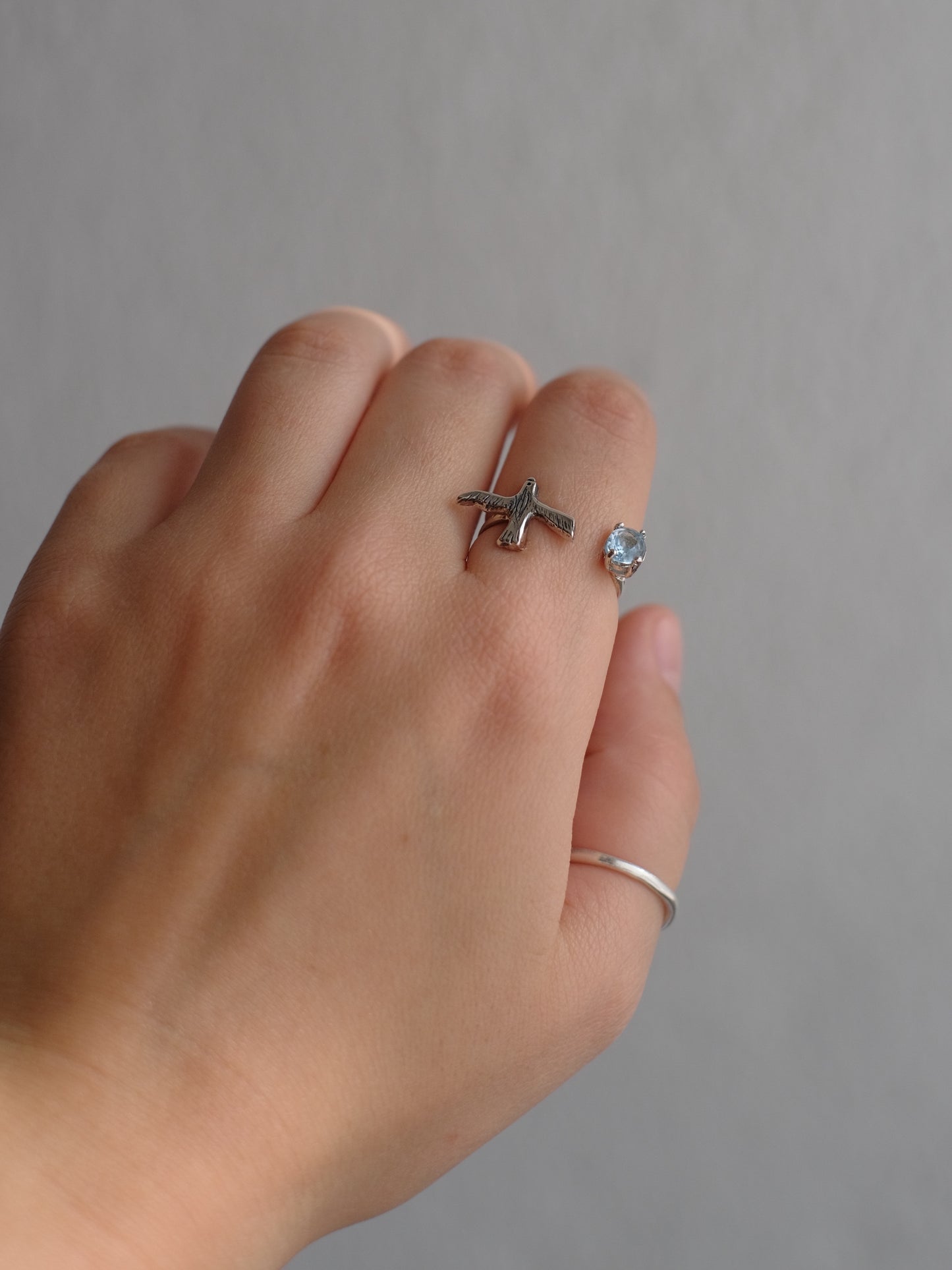 Ring "Ptashka u hmarah"