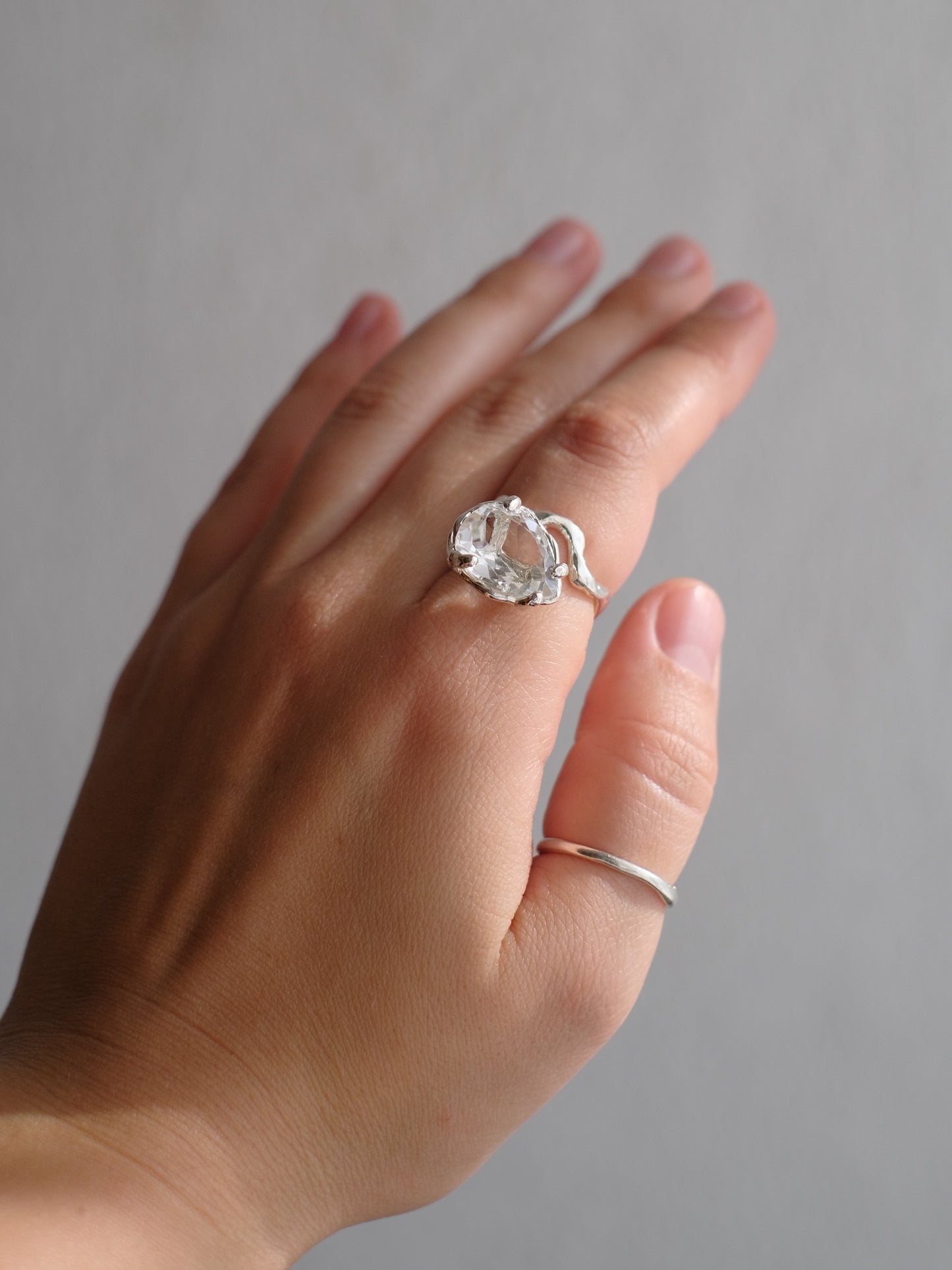 Ring "Lʹodyanyk 2"