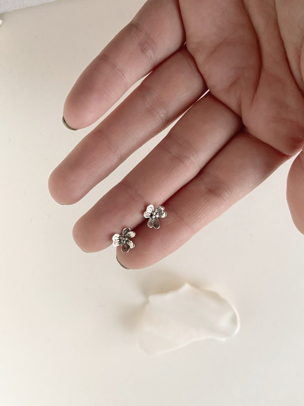 Сережки "міні квіти"