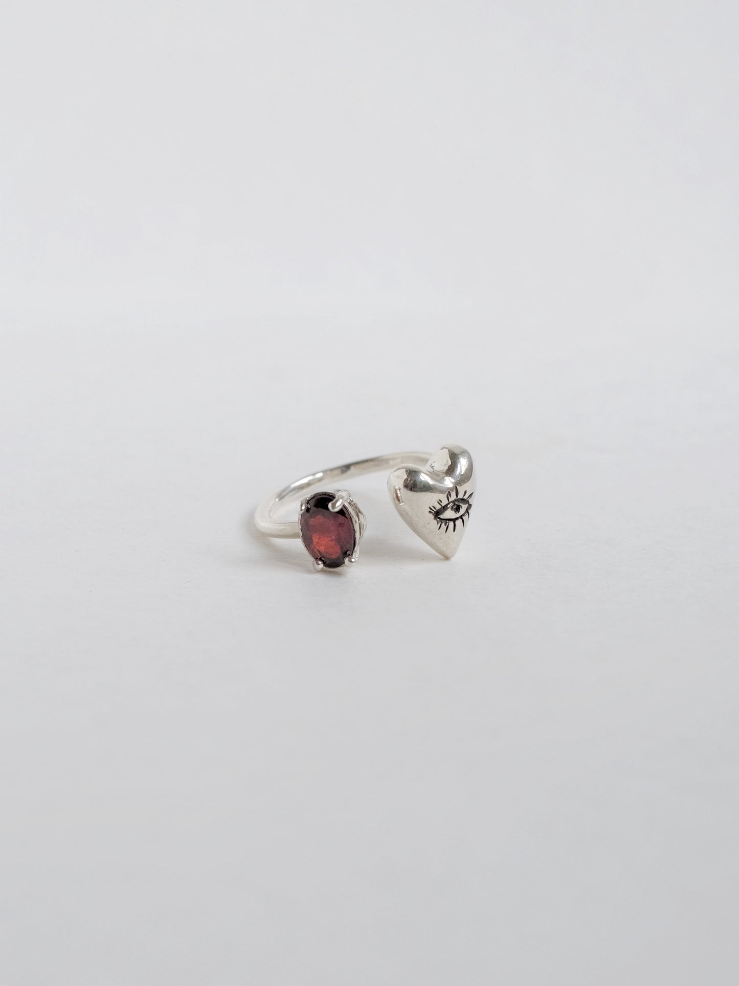 Ring Looking Heart with "Garnet"