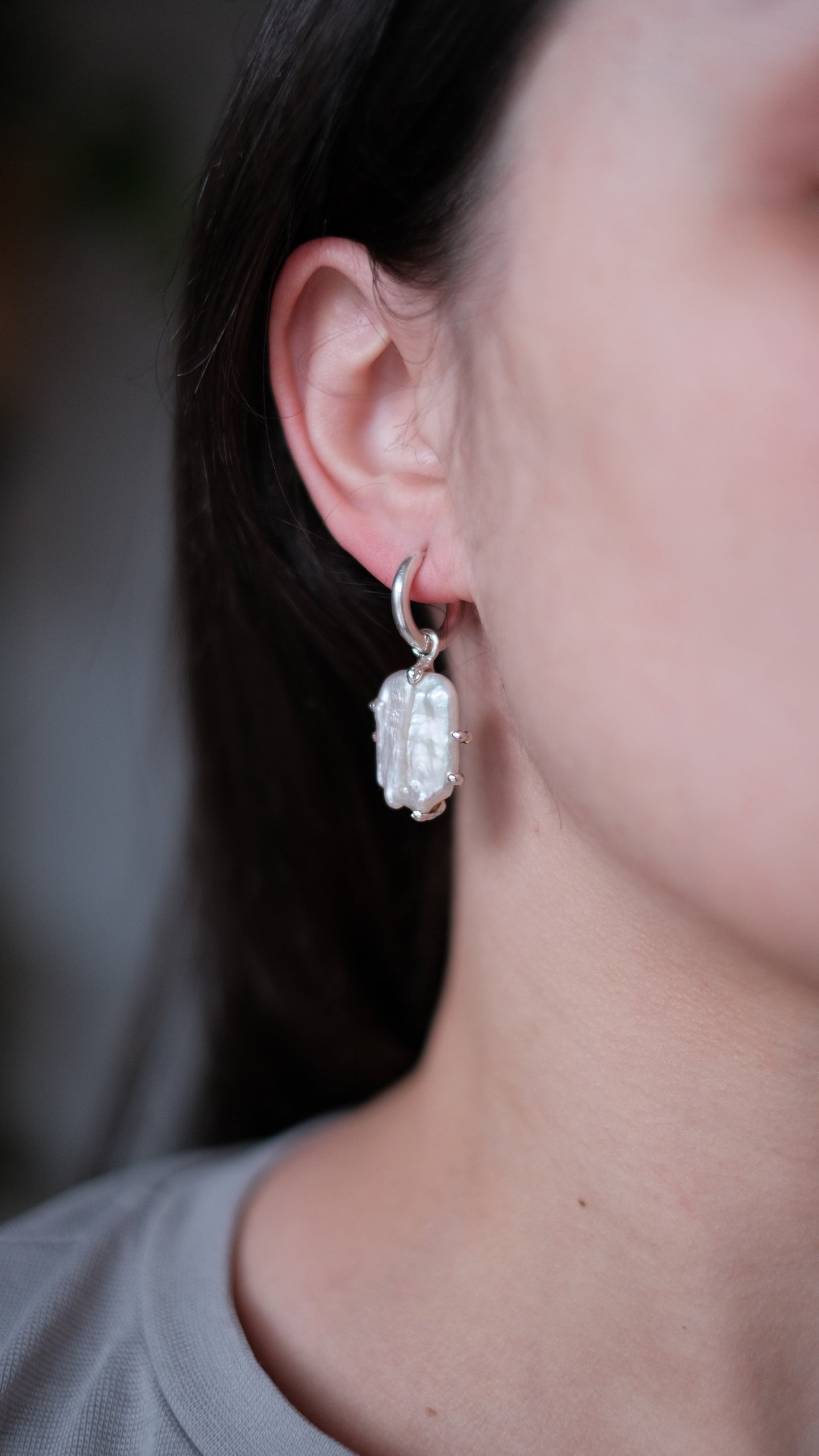 "Vona Taka Odna Perlynka"