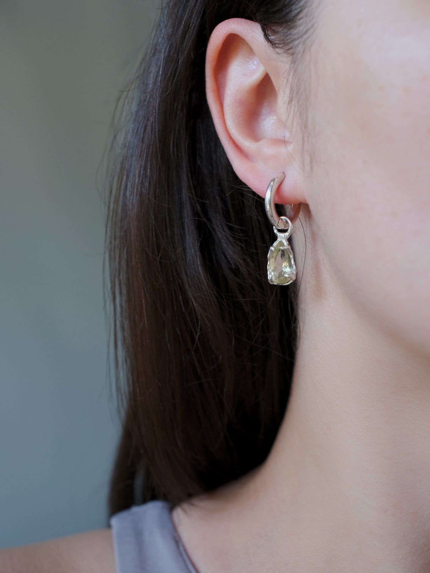 Mono Earring with Citrine